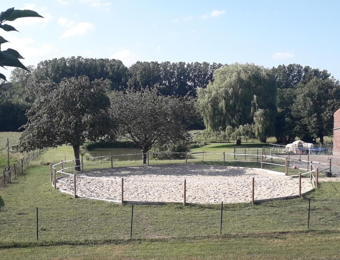 Grandcourt  Chez Chantal Et Guy מראה חיצוני תמונה