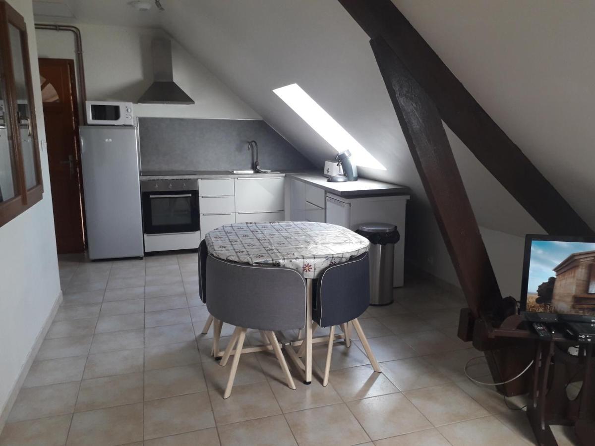 Grandcourt  Chez Chantal Et Guy מראה חיצוני תמונה